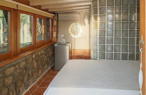 Avia Apartment | Beachfront Avia Nest - Aspa s Getaway