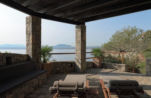 Agia Pelagia Villa | Villa Candia Lux, a Serene Cliffside Beach Retreat
