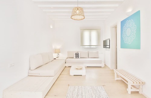 Houlakia House | Baba Houlakia