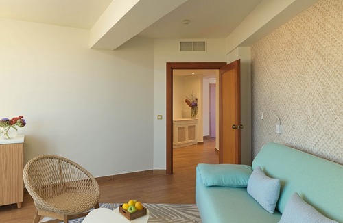 Kandia Hotel | SEAFOS Luxury Resort & Spa - Limited Edition by Leonardo Hotels