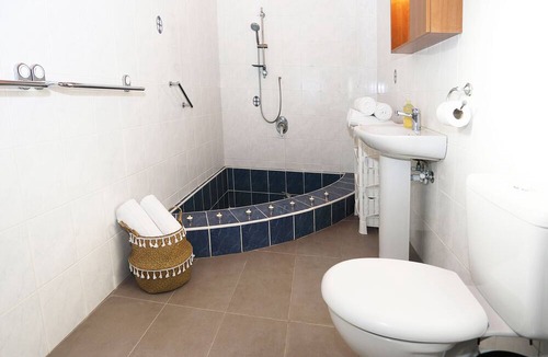 Roumeli Villa | Mediterranean eco-friendly Villa with private pool close to the sea and beaches