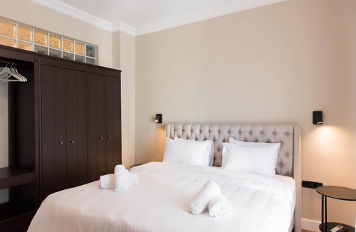 Thessaloniki City Centre Apartment | Primavera' Seafront apt with tower view