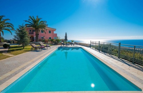Menegata Villa | Sunset Mansion Kefalonia