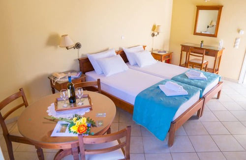 Lixouri House | Olive Trees Garden Lixouri