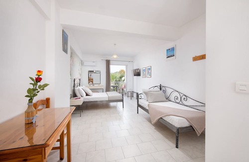 Edipsos Hotel | Zoe Seaside