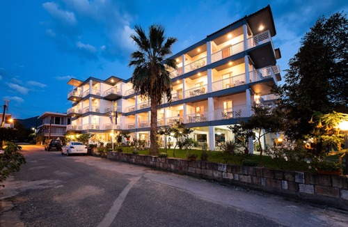 Edipsos Hotel | Zoe Seaside
