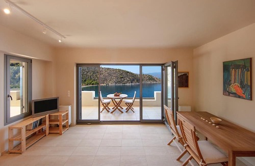 Katakali Apartment | 1st Floor at Crystal View Villa