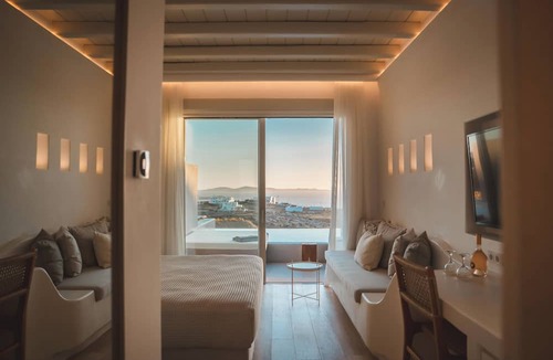 Mykonos Town Hotel | Nomia Sunset Suites Mykonos
