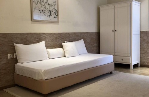 Kanapitsa Hotel | Villa Christina