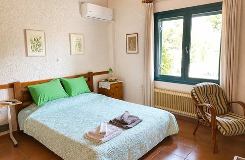 Rafina House | Perivolakia Garden View - Rafina Stay Near Airport