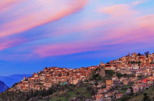 Arachova Hotel | Hani Zemenou