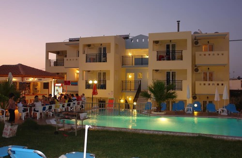 Stalida House | Sunshine Studios & Apartments