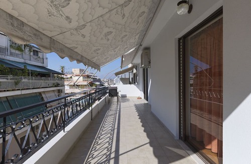 Zografos Apartment | Kotopouli 14 2 bd apt close to children's hospital