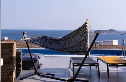 Gavrio Villa | Antigoni Villas