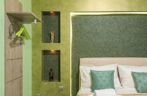 Thessaloniki City Centre Apartment | Emerald central luxury mini suite