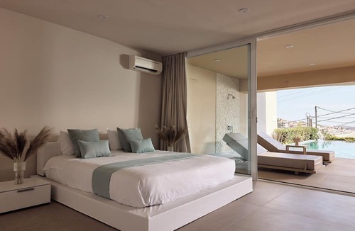 Voula Apartment | Crystal Green Residences Voula