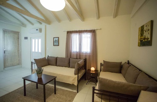 Archea Korinthos Apartment | Acrocorinth Apartments