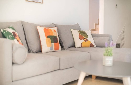 Vouliagmeni Apartment | Adelos Maisonette Near Vouliagmeni Beach