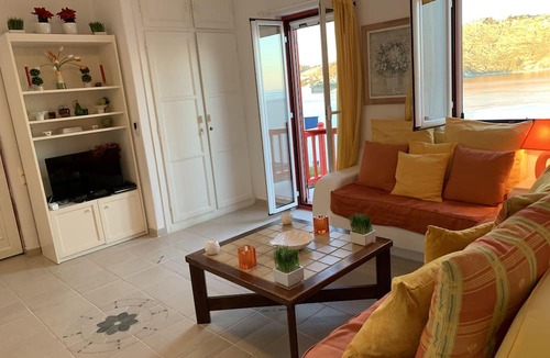 Ornos House | APOLLON VILLA SEAVIEW, PRIVATE BEACH+POOL IN PRIVATE RESORT