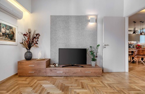 Plaka Apartment | A MINIMAL HAVEN BETWEEN THE ACROPOLIS AND SYNTAGMA
