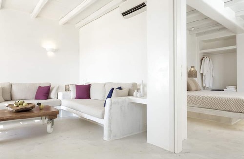 Agios Prokopios Villa | Naxian Collection