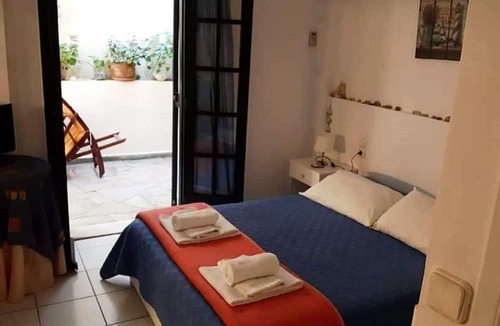 Kokkini Chani Apartment | Charming Studio 1-3 persons, 100 meters from the Kokkini Hani sandy beach.