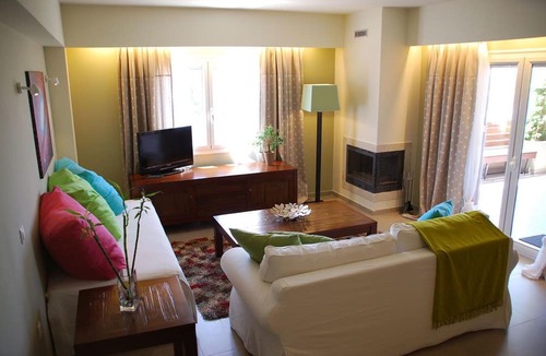 Agios Mamas Apartment | Astrolabe Hotel