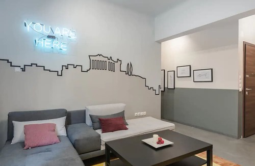 Makrigianni Condo | Next to Acropolis Museum, in Plaka area large Apt!