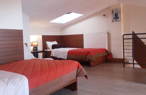 Ano Poli Apartment | Kripis Studio Thessaloniki with Excellent view