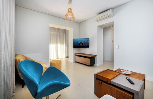 Koukaki Apartment | Rare Koukaki garden flat near Acropolis & metro
