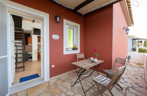 Gythio Apartment | Spedion Villa - Near to sea With Heating Pool