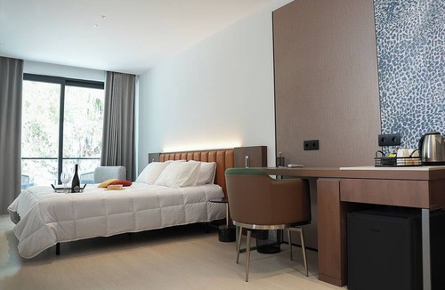 Selianitika Apartment | Aeon Blue