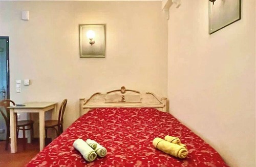 Arachova Apartment | Arachova Boka's House, Charming Mountain Getaway