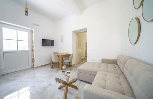Mires Apartment | Veniro Luxury apartments