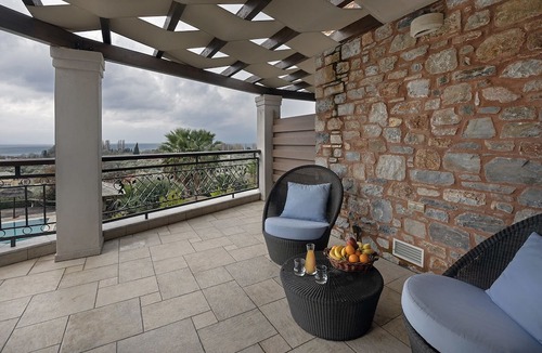 Koropi Apartment | Iakovakis Suites & Spa