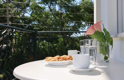 Polichrono Apartment | Spanos Apartments Anna's Lodge