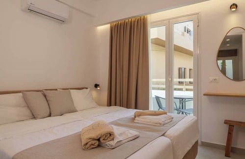Elounda Apartment | Hiona Seaside