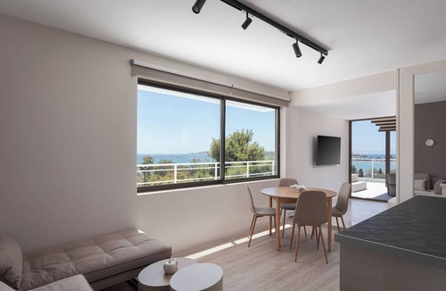Vouliagmeni Apartment | The Vouliagmeni Penthouse