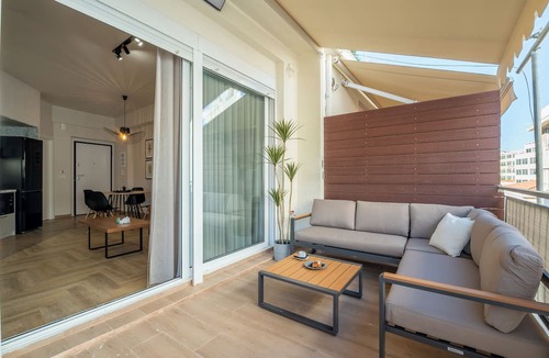 Monastiraki Apartment | Apt in Monastiraki with balcony and Acropolis view