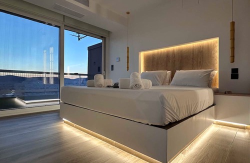 Athens Apartment | Artemis House2Heal Athens 15th floor/Private Jacuzzi & Sauna, Luxury Apartment