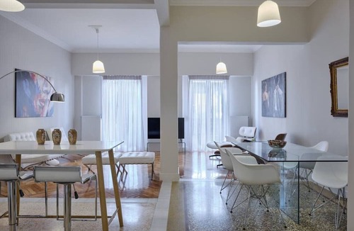 Kolonaki Apartment | Quiet, central 2bd Apt, Kolonaki