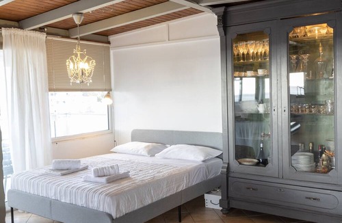 Voula Apartment | Sunny Loft with a Panoramic Sea View in Voula