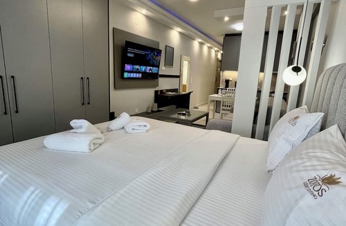 Thessaloniki City Centre Apartment | Superior Suite Zotos Luxury Studios & Apartments