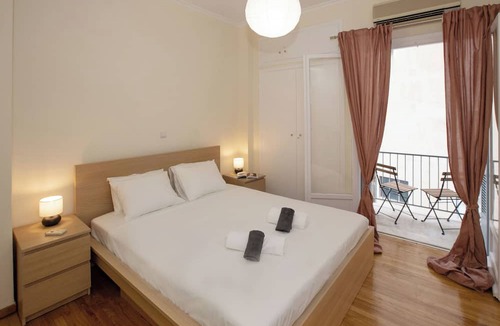 Pangrati Apartment | Modern Rental with Cozy Charm by GHH