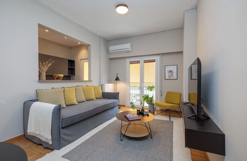 Kypseli Apartment | The Beehive Apartments