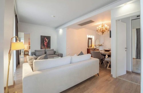 Vouliagmeni Apartment | Athens Riviera Aelia Luxury Suite By the Sea - Location: Vouliagmeni, Kavouri