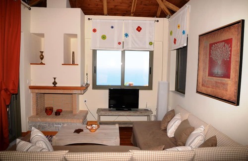 Livadi Villa | Dio Escapes Houses
