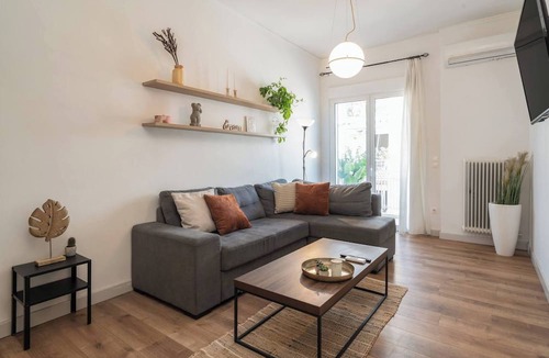 Pangrati Apartment | ☆Kalimarmaro 3BD Apt For Max Fun & Comfortability☆