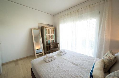 Vouliagmeni Apartment | Τerpsichoris Sea View Apartment