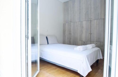 Ampelokipoi Apartment | D'Lara, Athens Ampelokipi Appt